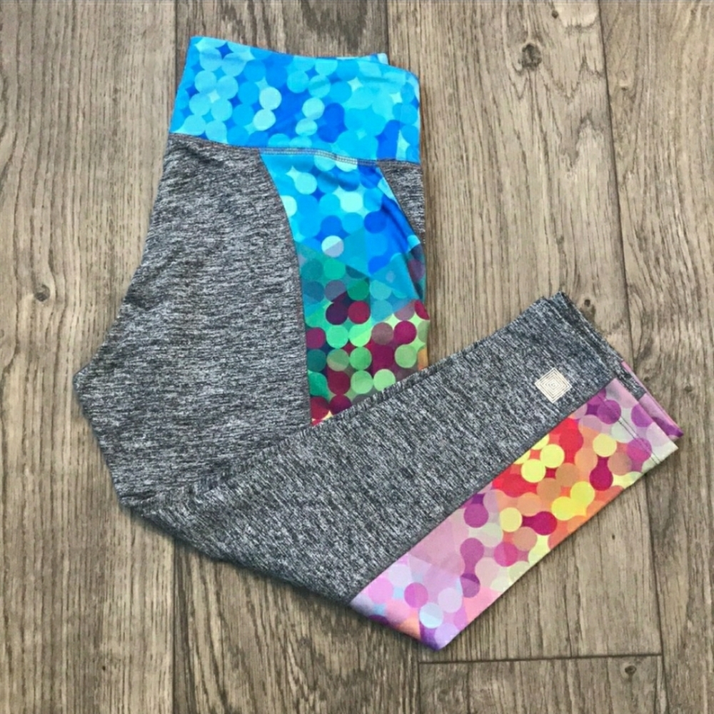 ⭐ ISO ⭐ These Lularoe Jade Leggings